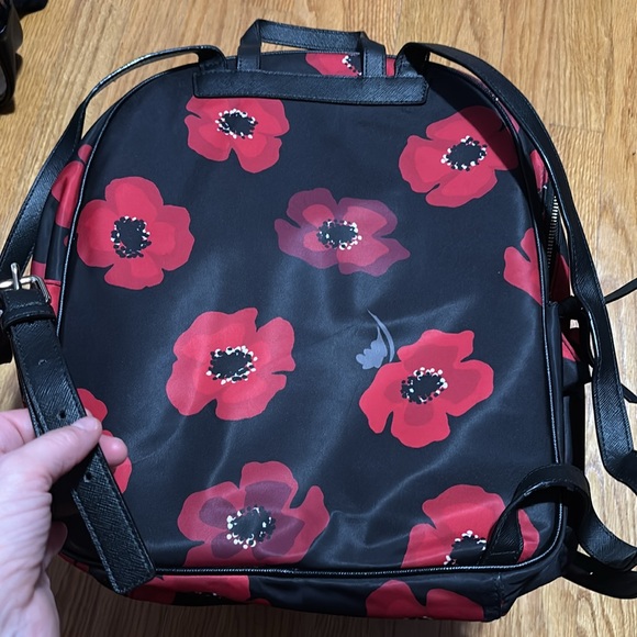 Kate Spade Black Red Floral Poppy Large Backpack Bag-pre-owned. - Picture 2 of 16